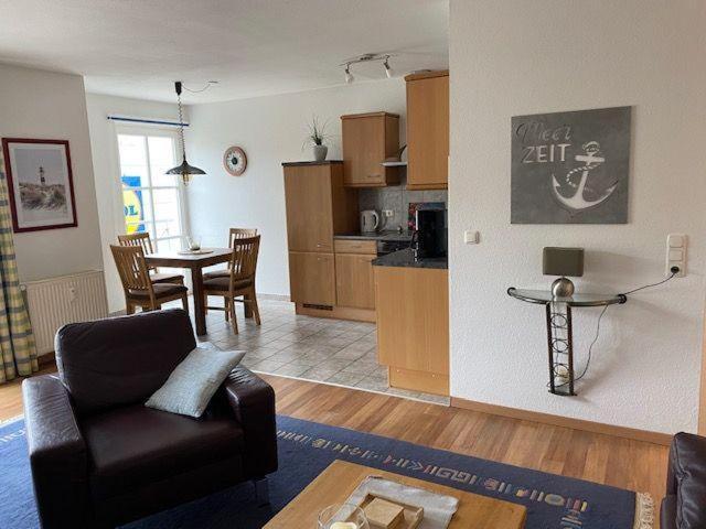 Haus-Olymp-Apartement-01-Kuehlungsborn-Nur-50-M-Bis-Zum-Strand-Ca-50-M2-2-Raeume-Sehr-Gepflegt Buitenkant foto